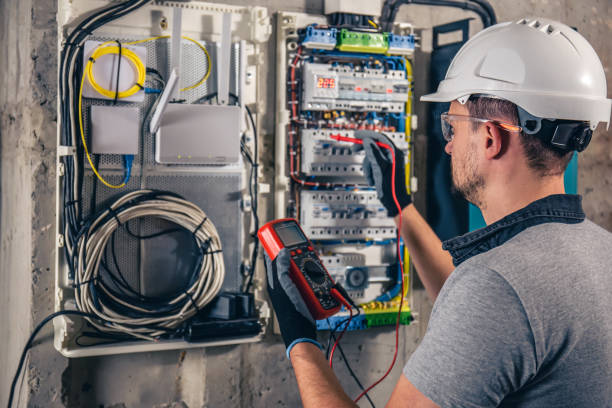 Best Electrical Contractors for Businesses  in New London, WI